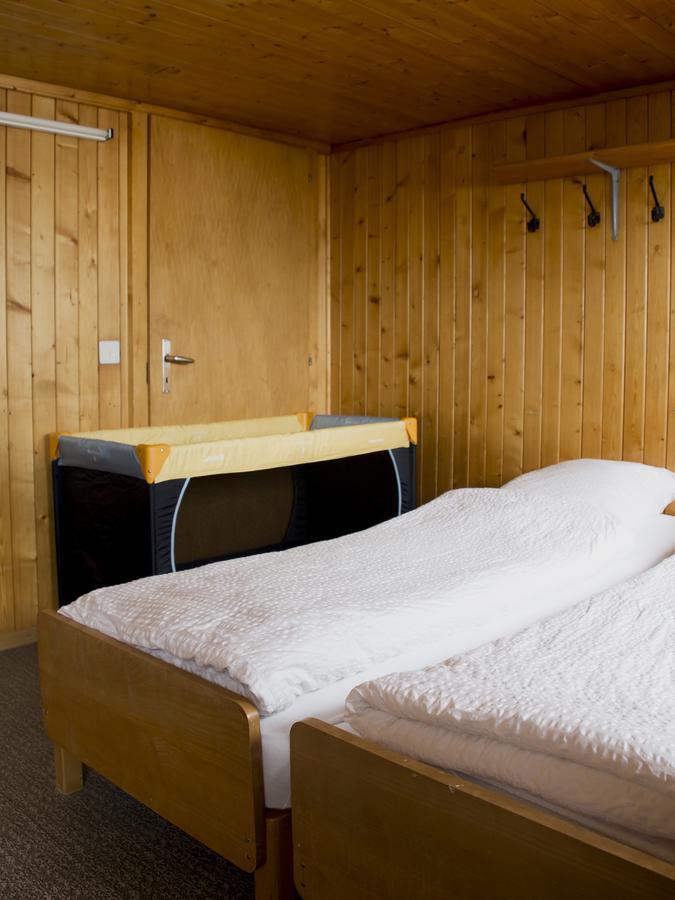 Refuge De Plan-Francey Hotel Moleson ภายนอก รูปภาพ
