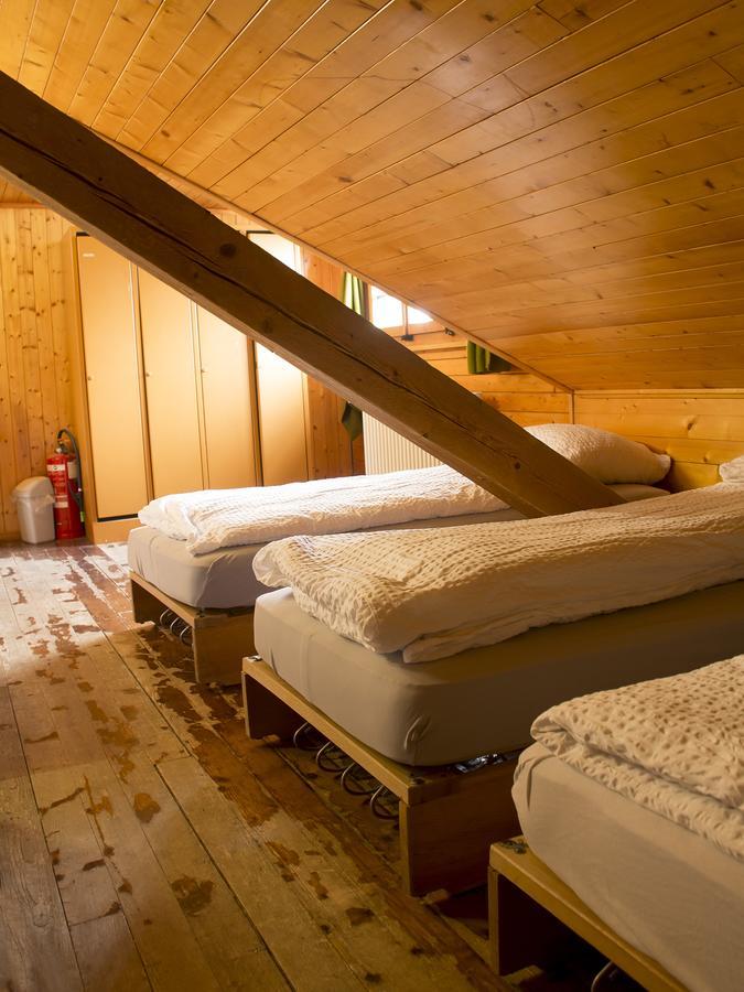 Refuge De Plan-Francey Hotel Moleson ภายนอก รูปภาพ